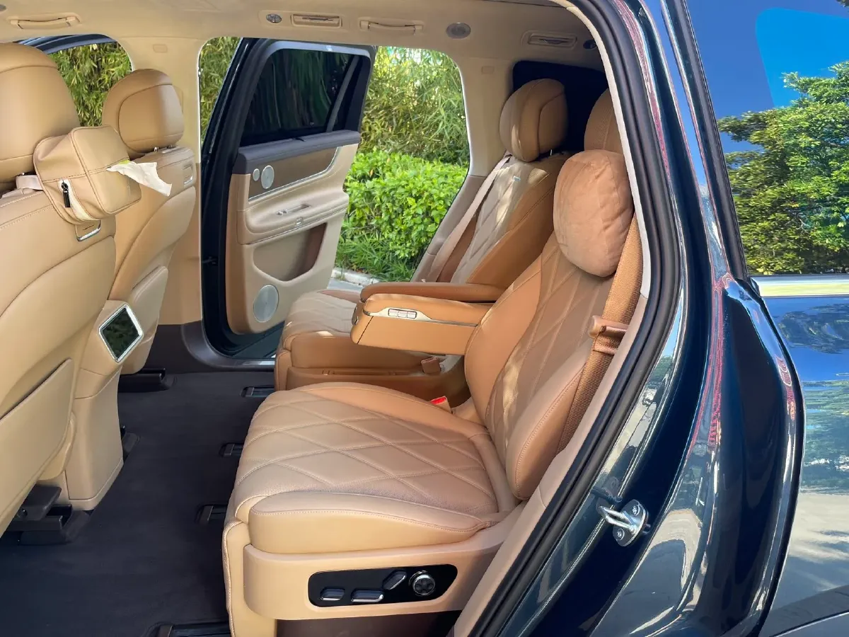 2025 HIMA AITO M9 REEV 160HP REEV 52KWH,autocango,china used car exporter,china ev exporter,chinese used car exporter,chinese used ev exporter