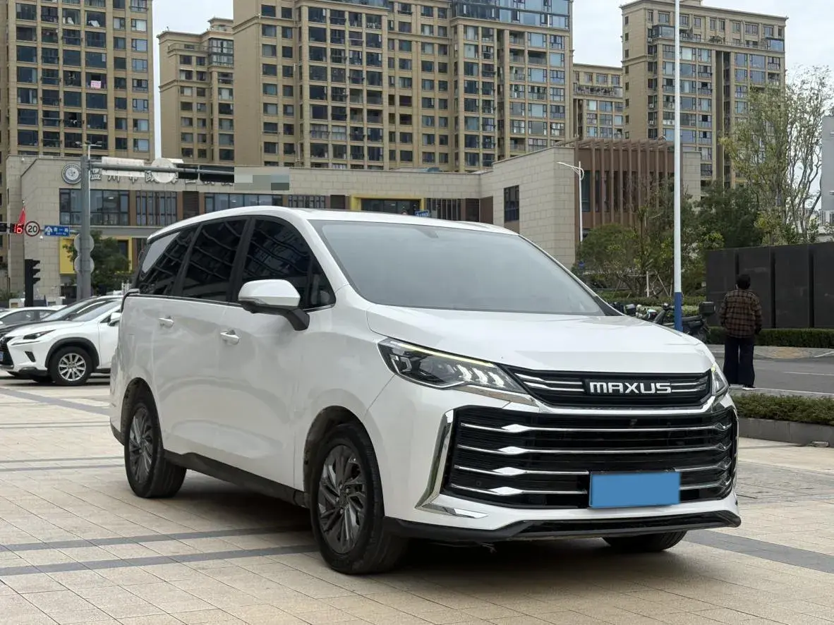2023 MAXUS G50 thumbnail 3