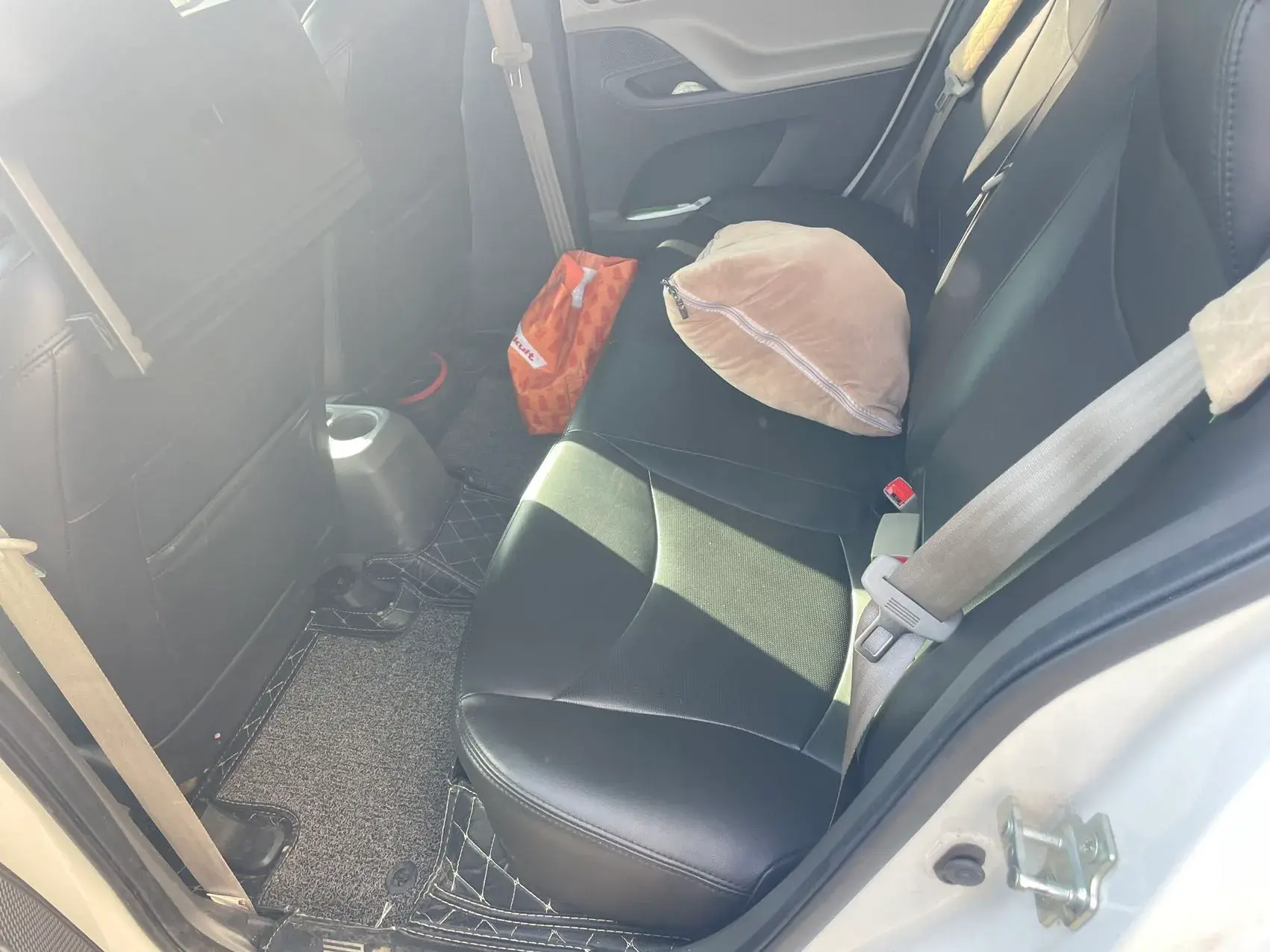 2018 CHEVROLET SAIL thumbnail 3