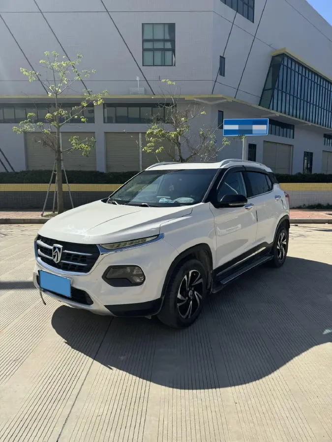 2017 BaoJun 510 1.5L 112HP L4 6MT