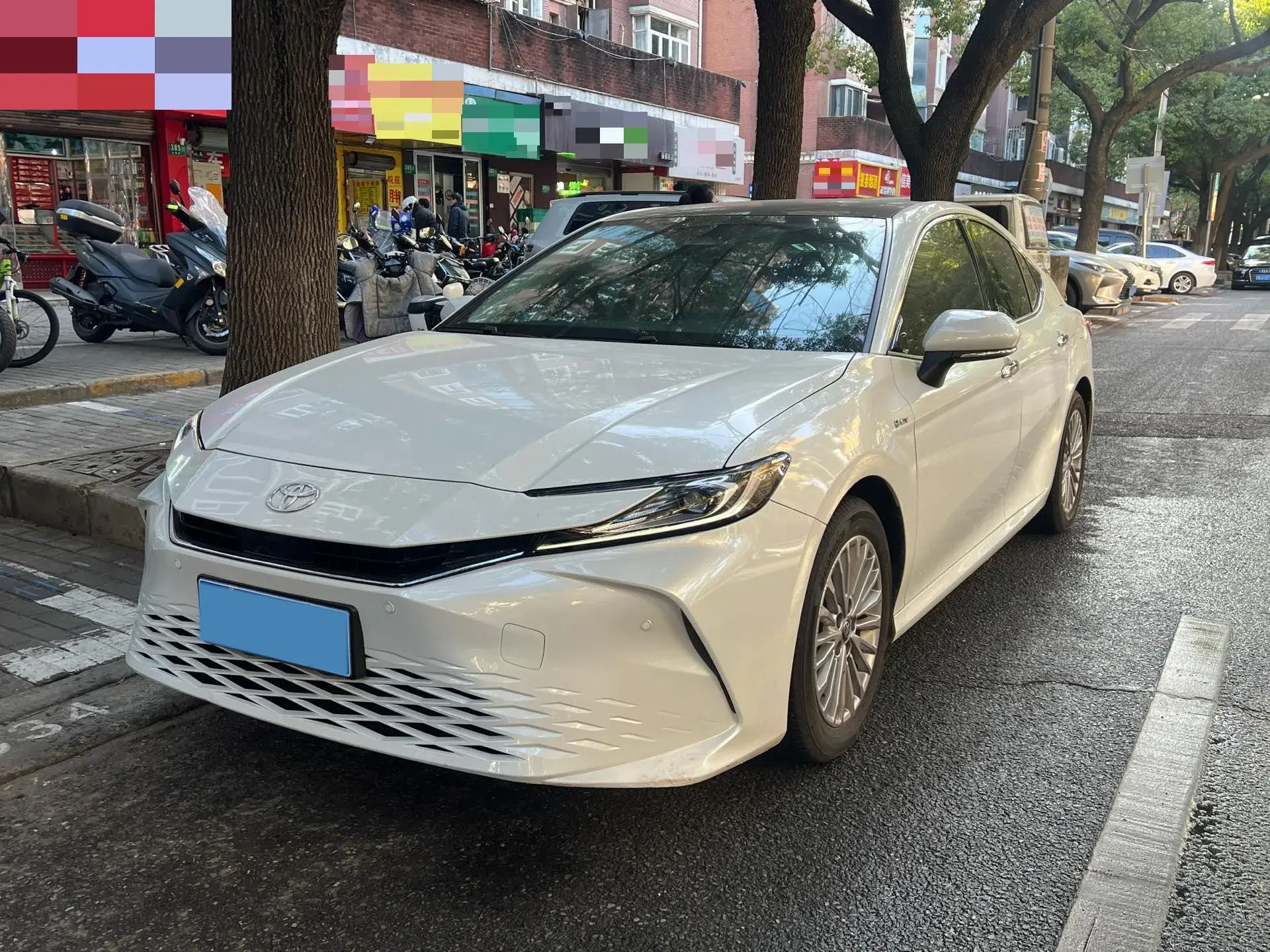 2025 TOYOTA CAMRY view 1