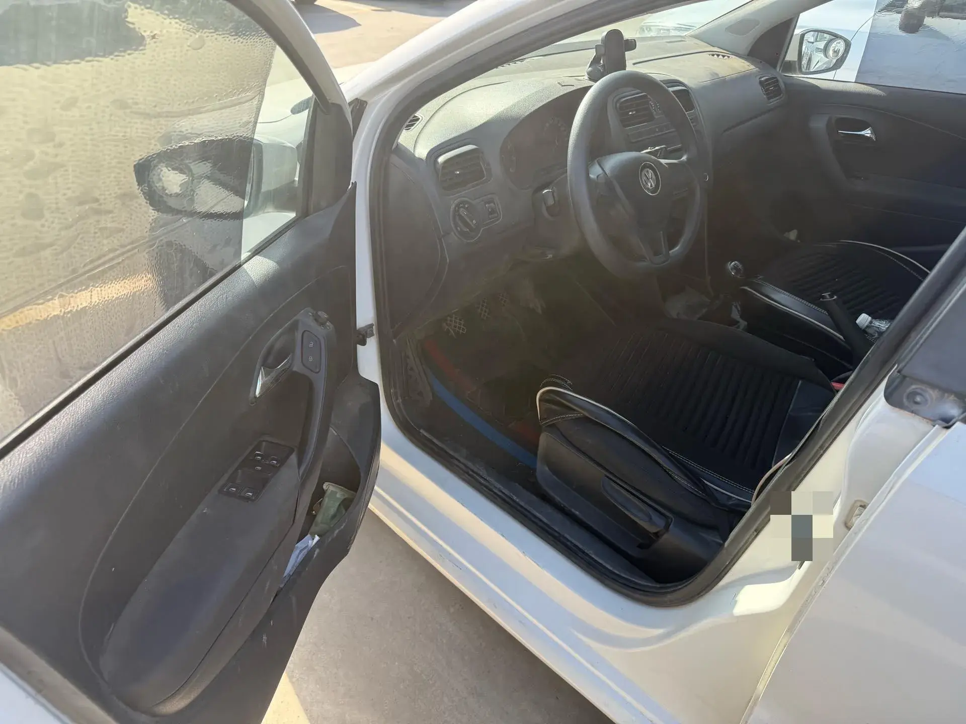 2016 VOLKSWAGEN POLO thumbnail 2