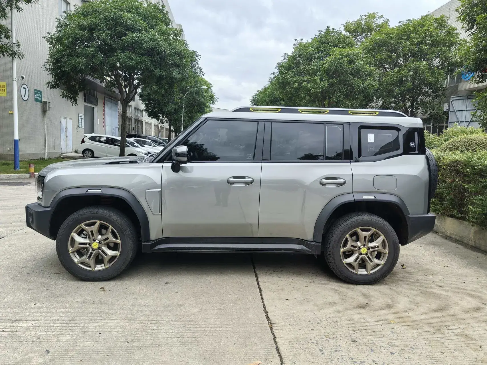 2023 JETOUR TRAVELLER thumbnail 3