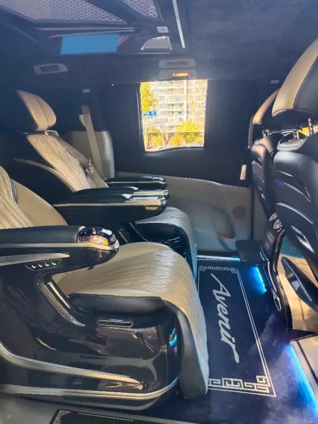 2021 Buick GL8 2.0T 237HP L4 9AT,autocango,china used car exporter,china ev exporter,chinese used car exporter,chinese used ev exporter