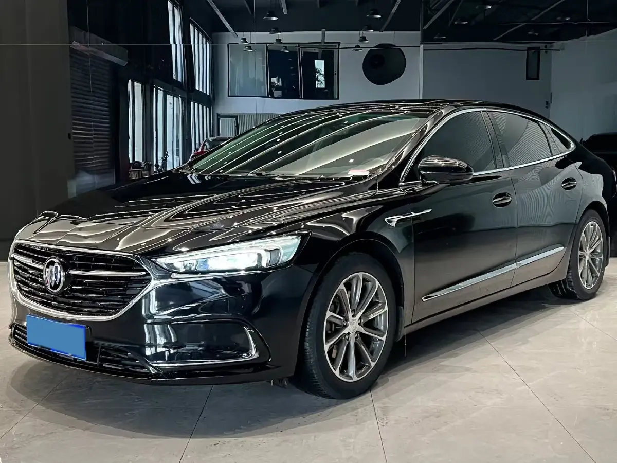 2021 Buick Larcosse 2.0T 237HP L4 9AT