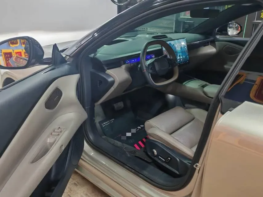 2025 LYNK&CO Z10 BEV 95KWH,autocango,china used car exporter,china ev exporter,chinese used car exporter,chinese used ev exporter