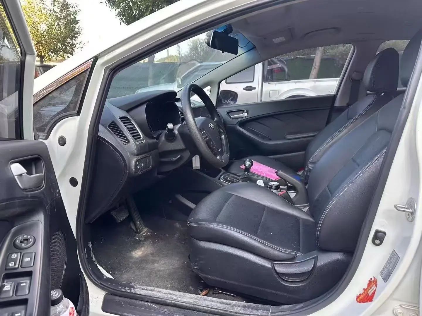 2016 KIA K3 thumbnail 4