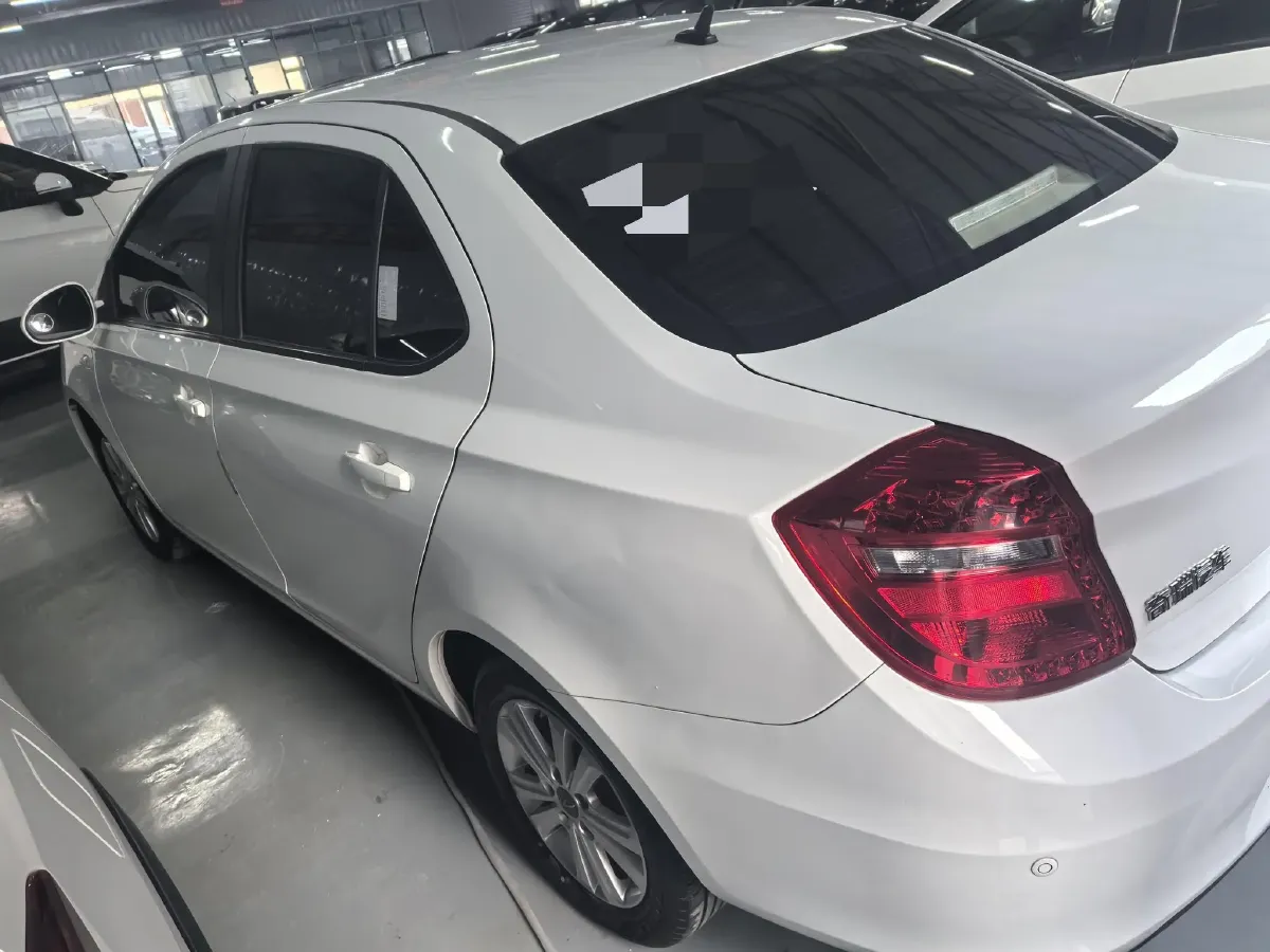 2015 Chery E3 1.5L 109HP L4 5MT,autocango,china used car exporter,china ev exporter,chinese used car exporter,chinese used ev exporter