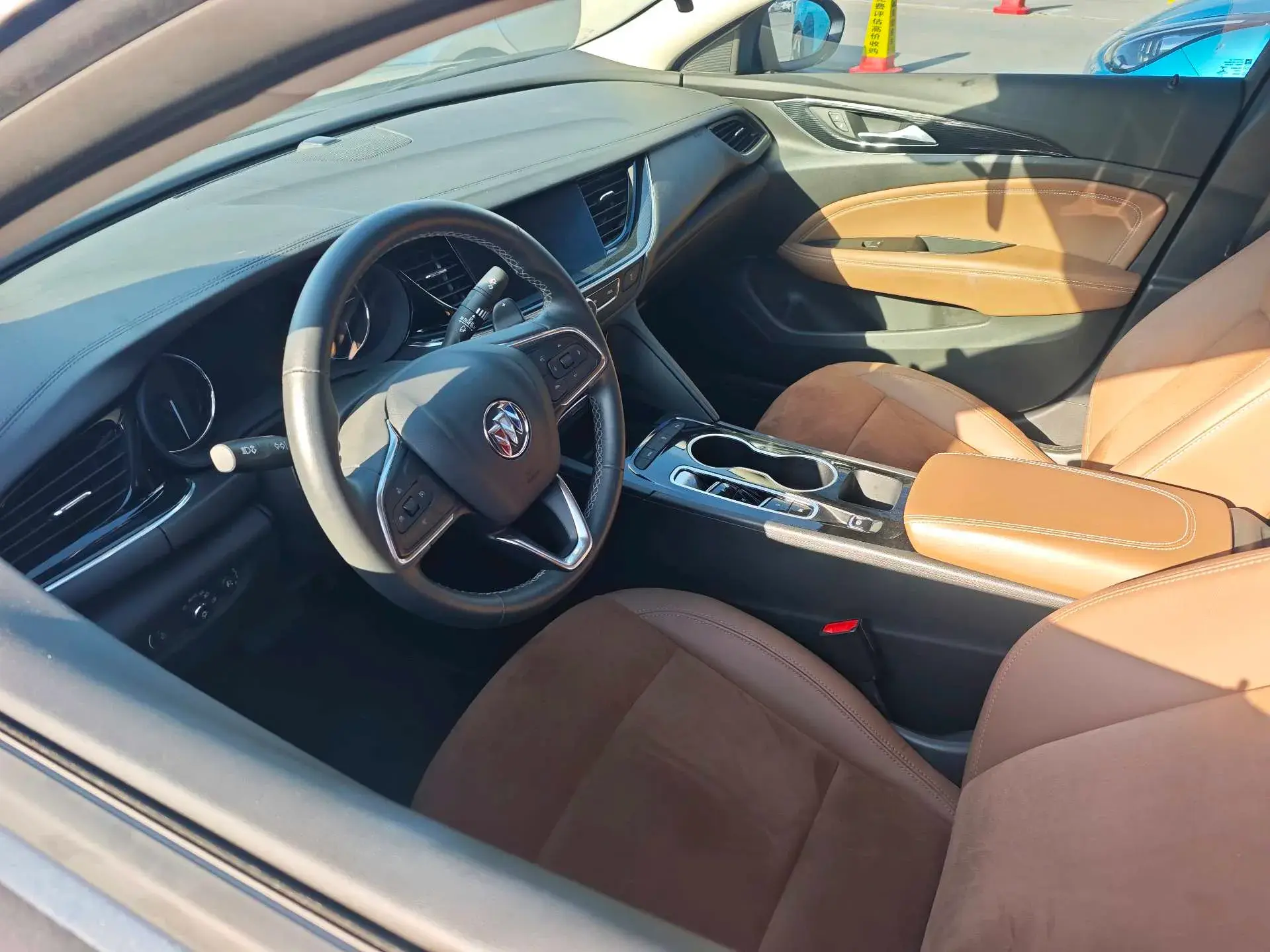 2020 BUICK REGAL thumbnail 2