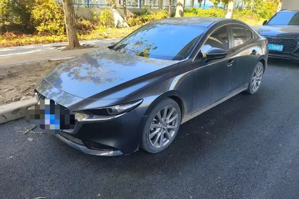 2020 MAZDA 3 view 1