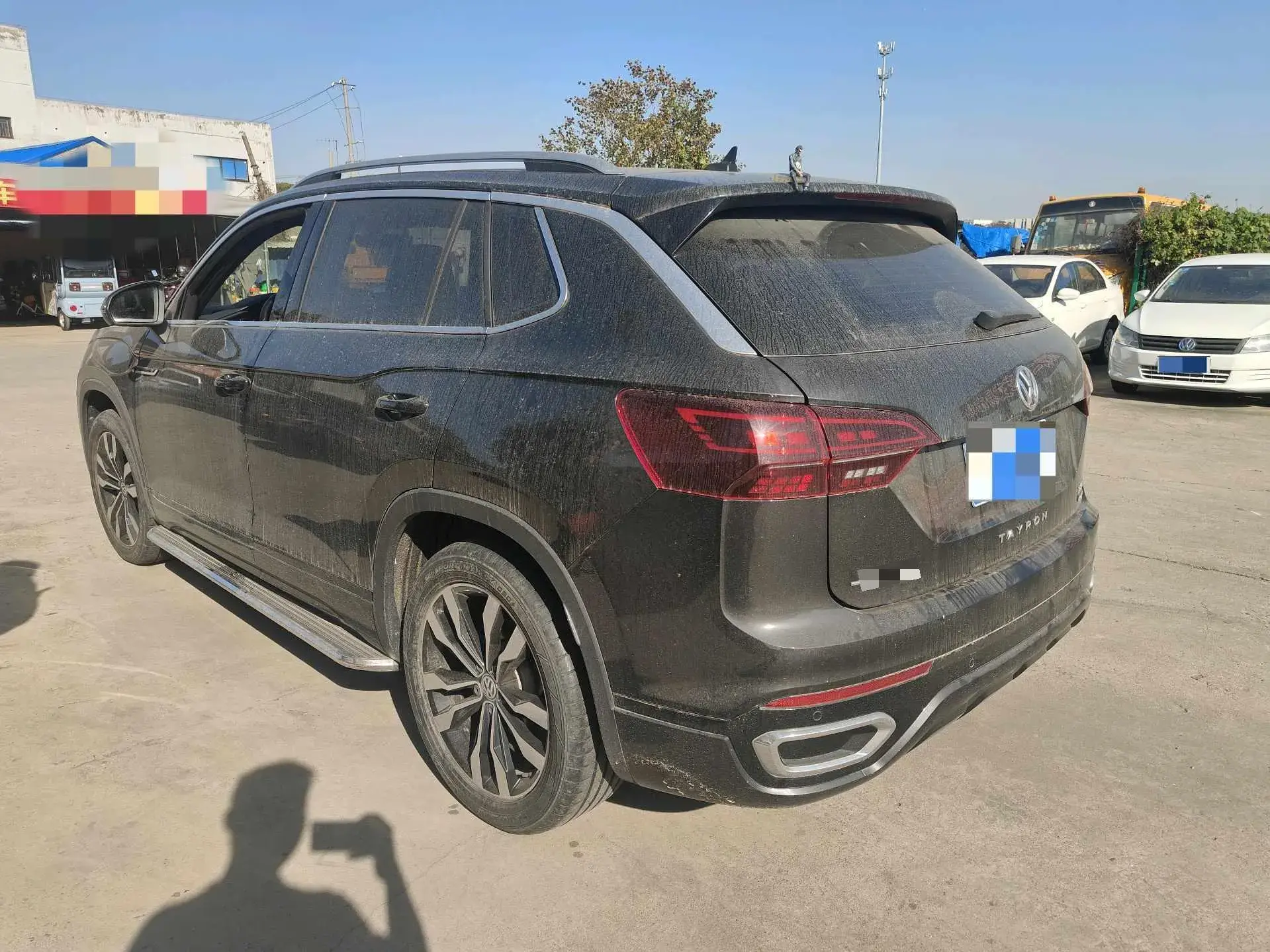 2021 VOLKSWAGEN TAYRON thumbnail 3