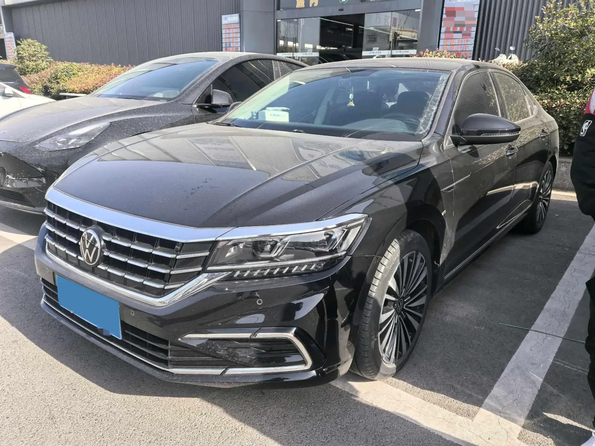 2020 VOLKSWAGEN PASSAT view 1