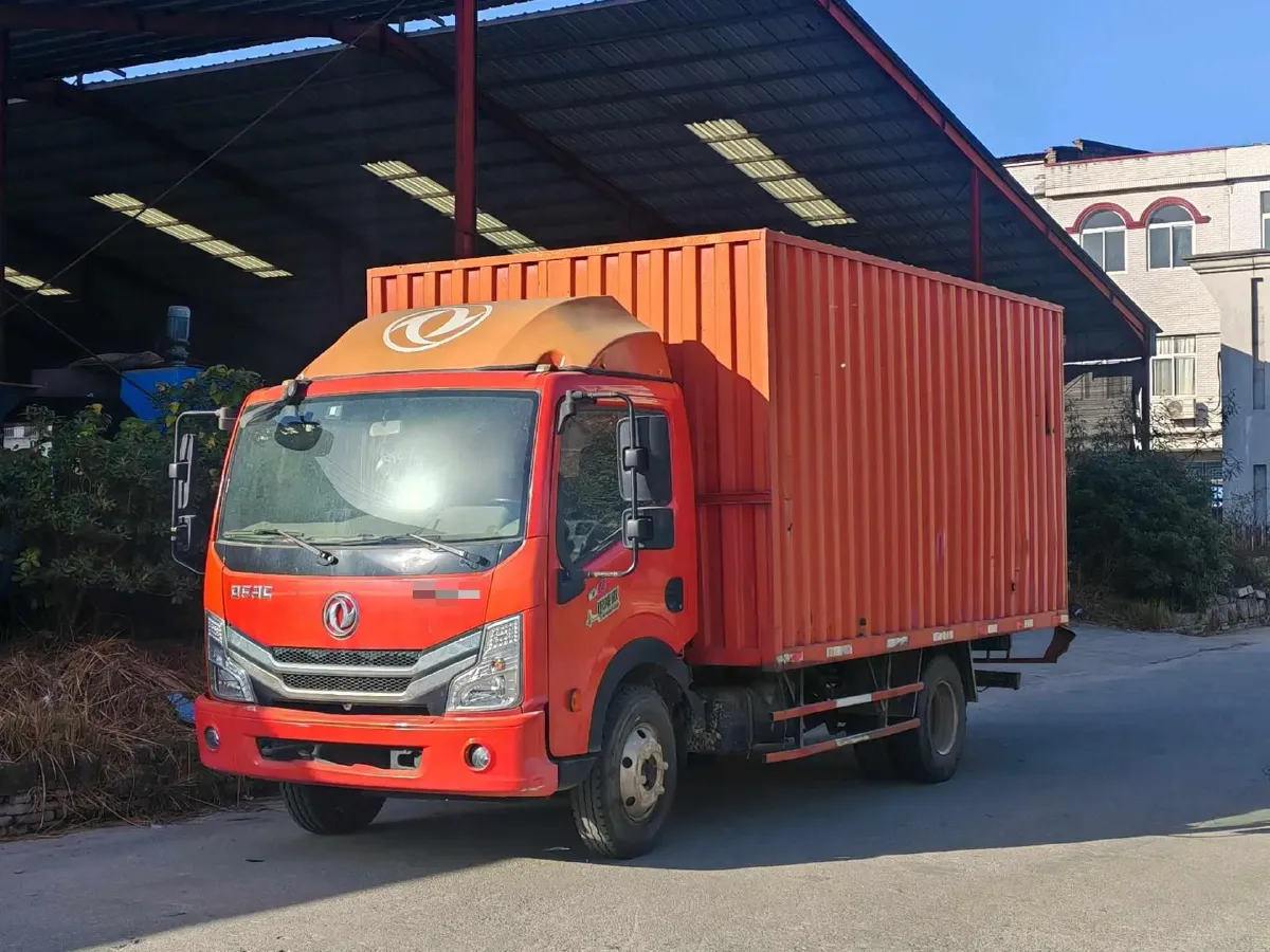 2014 Soueast Delica 2.0L 122HP L4 5MT,autocango,china used car exporter,china ev exporter,chinese used car exporter,chinese used ev exporter