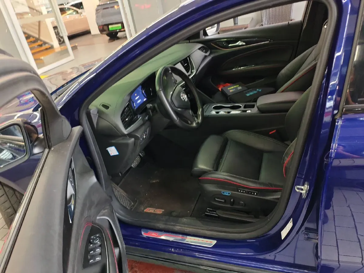 2021 Buick Regal 2.0T 237HP L4 9AT,autocango,china used car exporter,china ev exporter,chinese used car exporter,chinese used ev exporter