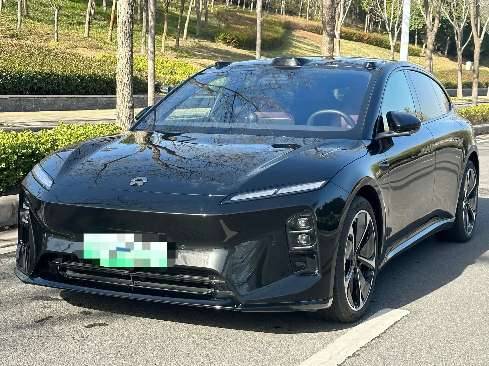 2025 NIO ET5T view 1