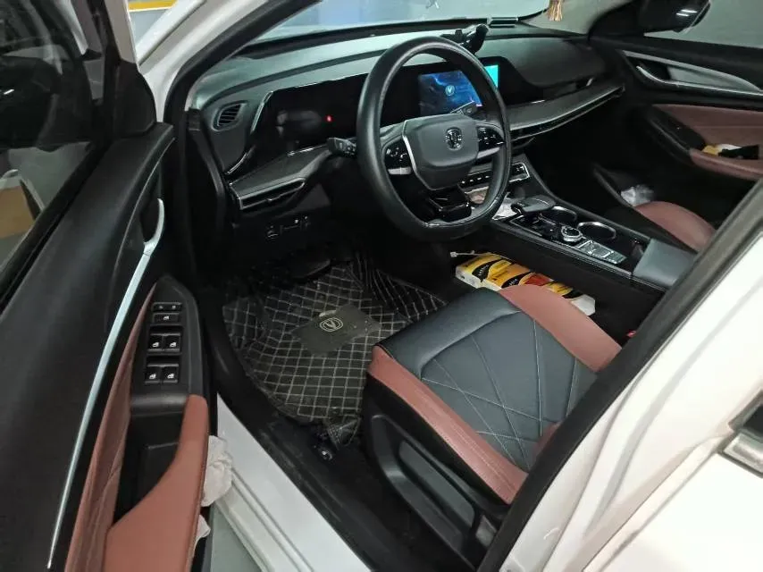 2021 ChangAn Eado 1.4T 160HP L4 7DCT,autocango,china used car exporter,china ev exporter,chinese used car exporter,chinese used ev exporter