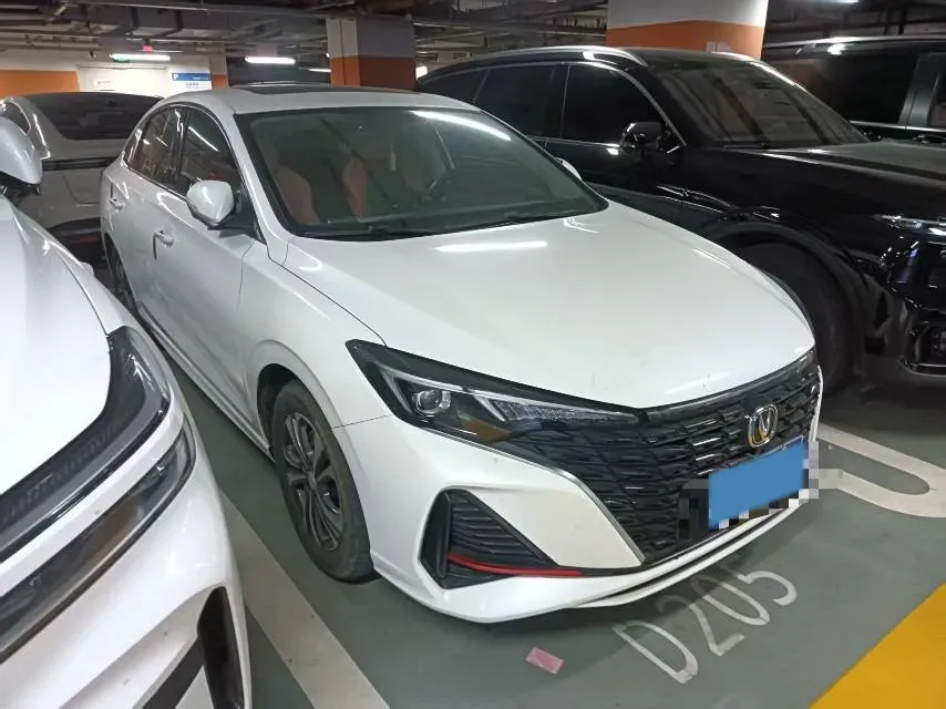 2021 ChangAn Eado 1.4T 160HP L4 7DCT,autocango,china used car exporter,china ev exporter,chinese used car exporter,chinese used ev exporter