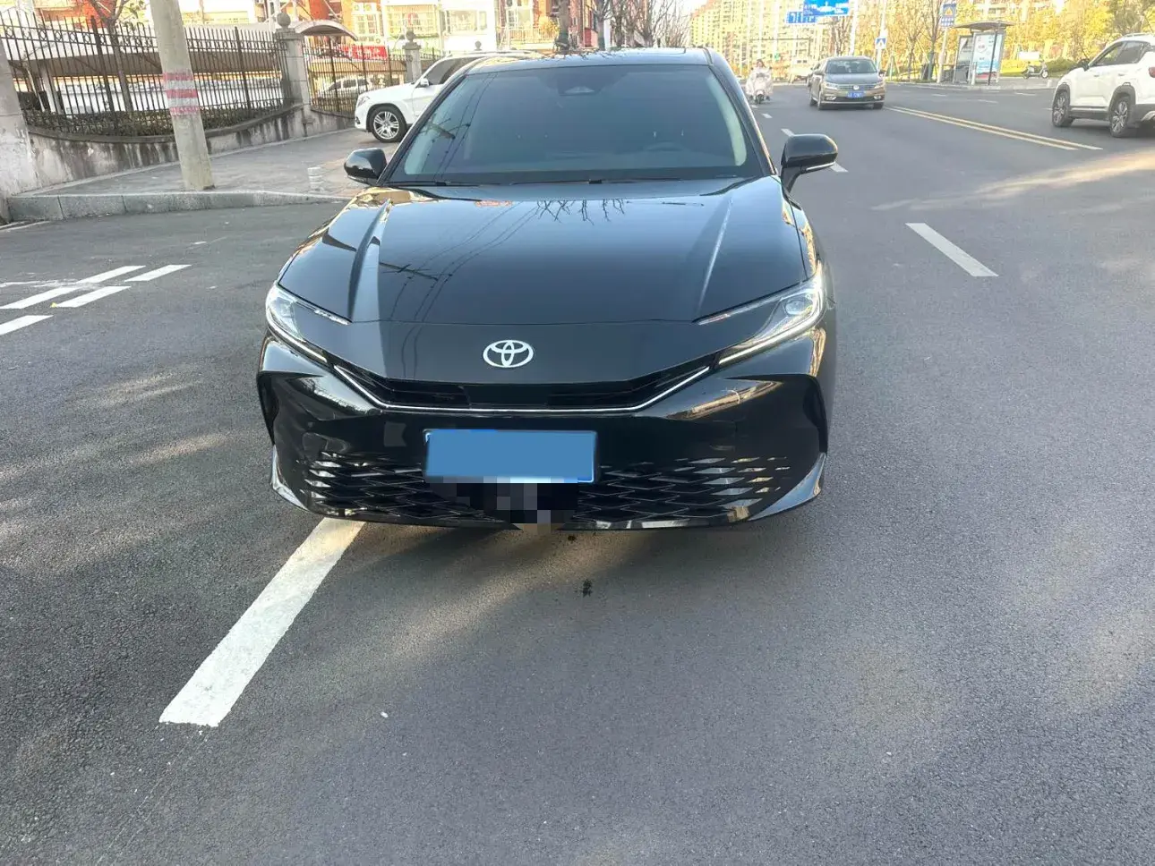 2024 TOYOTA CAMRY thumbnail 2