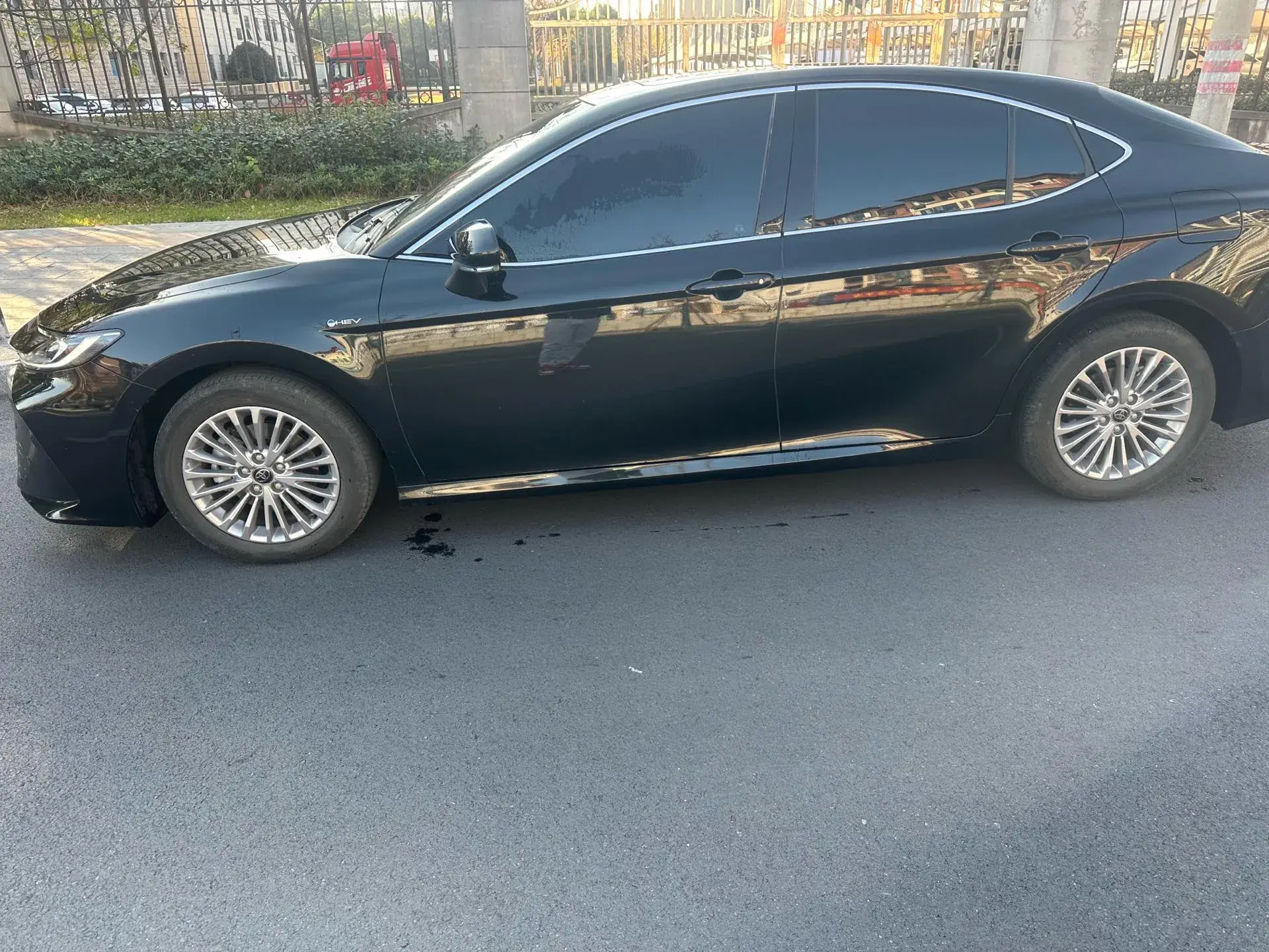 2024 TOYOTA CAMRY thumbnail 3