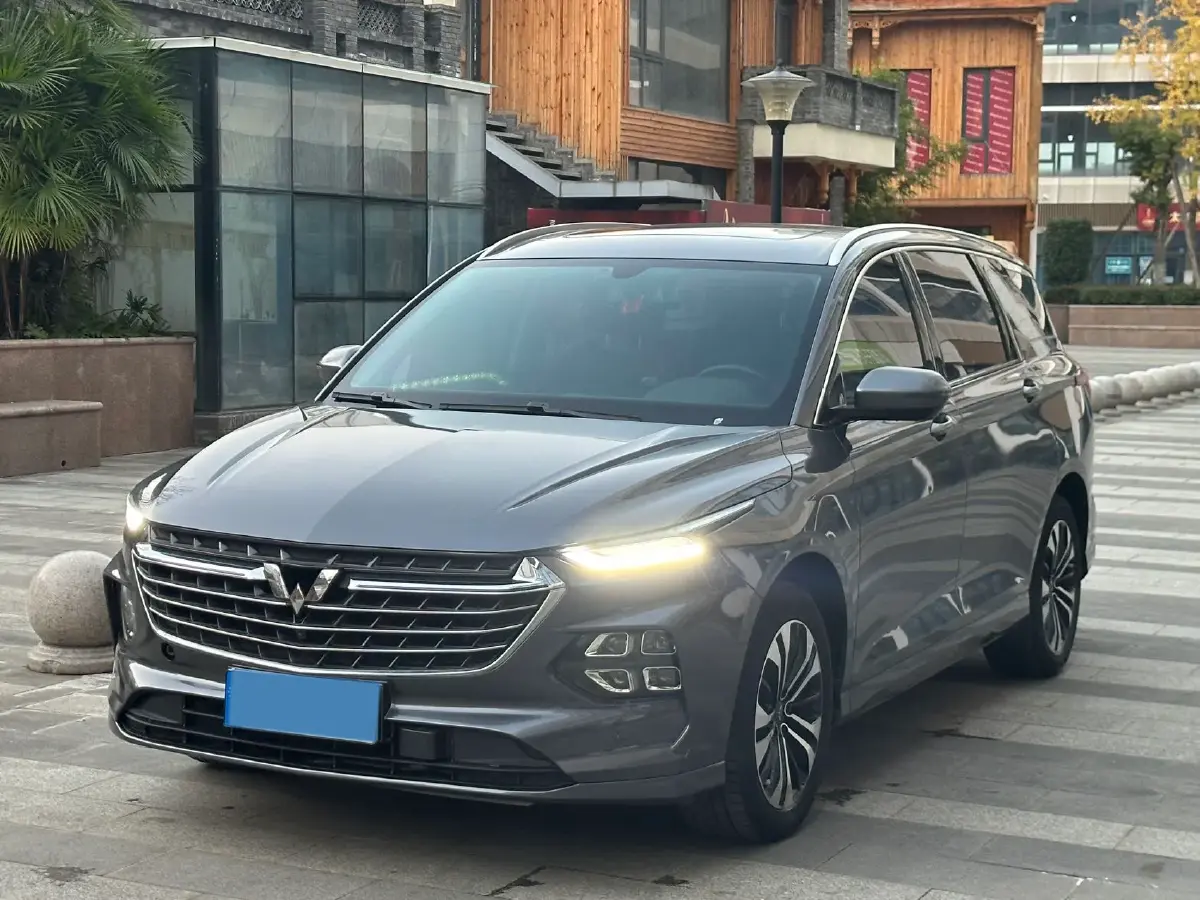 2022 WuLing KaiJie 1.5T 147HP L4 CVT