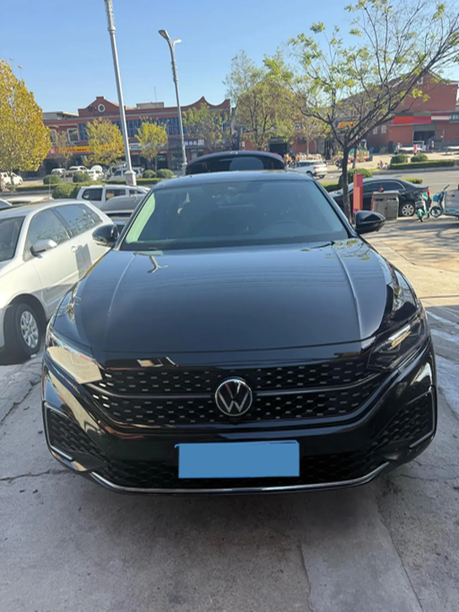 2023 VOLKSWAGEN PASSAT thumbnail 2