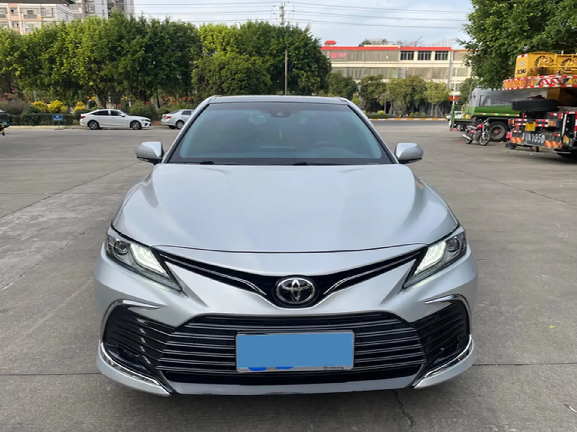 2021 TOYOTA CAMRY thumbnail 2