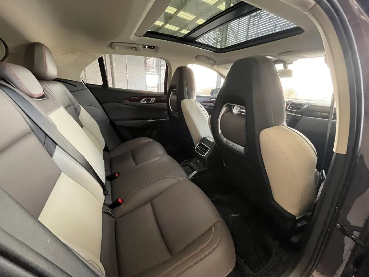 2021 LYNK&CO 02 New Energy 1.5T 180HP L3 7DCT PHEV 9.4KWH,autocango,china used car exporter,china ev exporter,chinese used car exporter,chinese used ev exporter