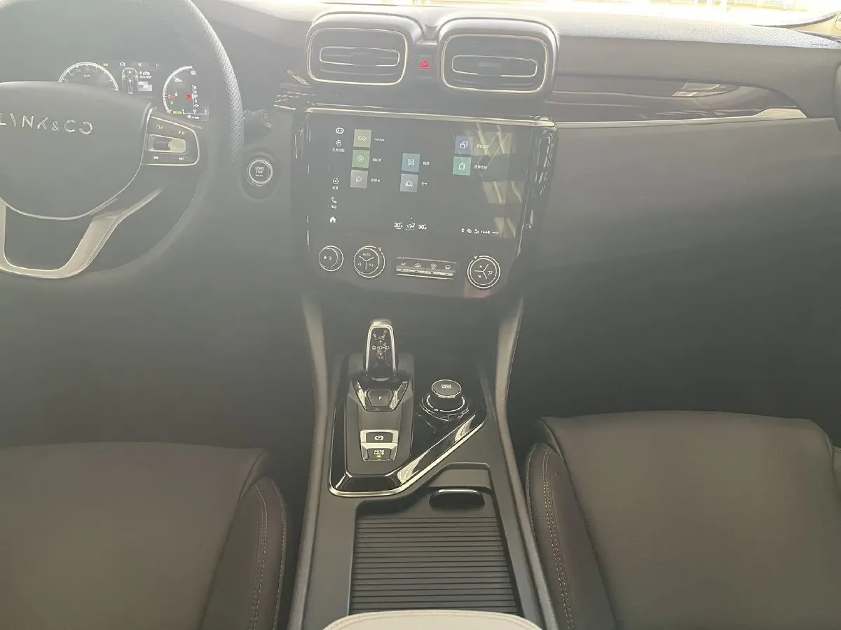 2021 LYNK&CO 02 New Energy 1.5T 180HP L3 7DCT PHEV 9.4KWH,autocango,china used car exporter,china ev exporter,chinese used car exporter,chinese used ev exporter