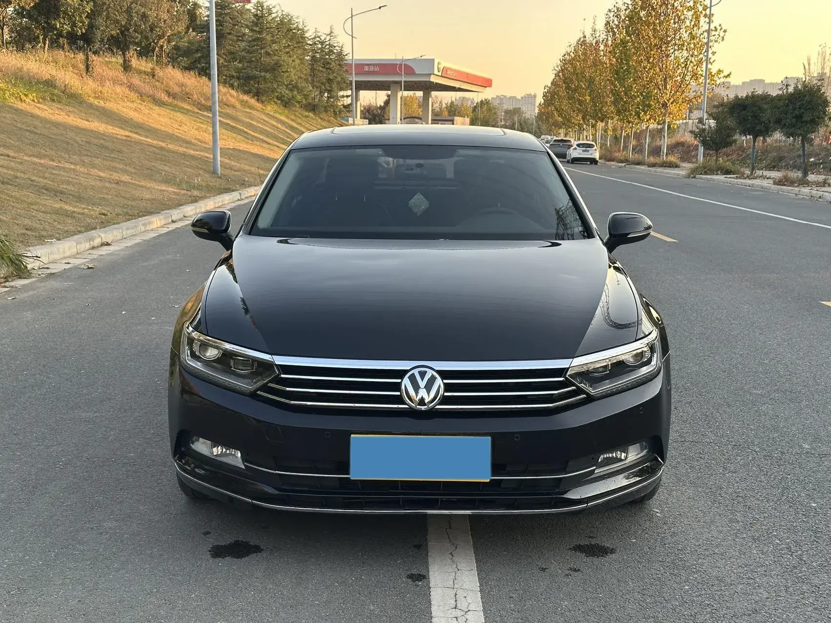 2018 VOLKSWAGEN MAGOTAN thumbnail 2