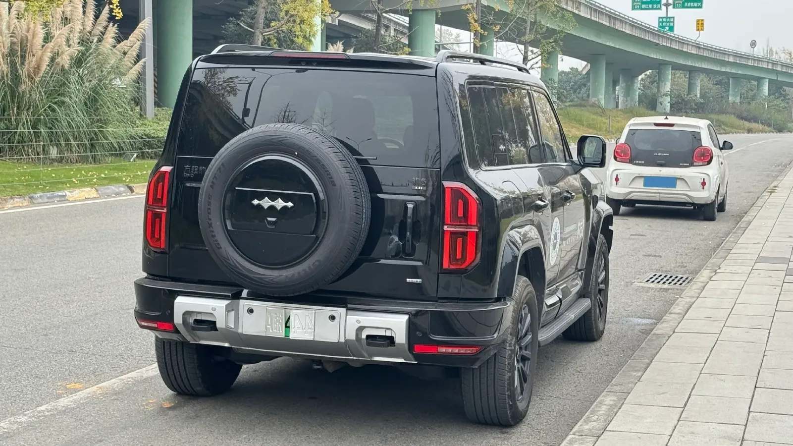 2025 FangChengBao Bao 5 1.5T 194HP L4 E-CVT PHEV 31.8KWH,autocango,china used car exporter,china ev exporter,chinese used car exporter,chinese used ev exporter