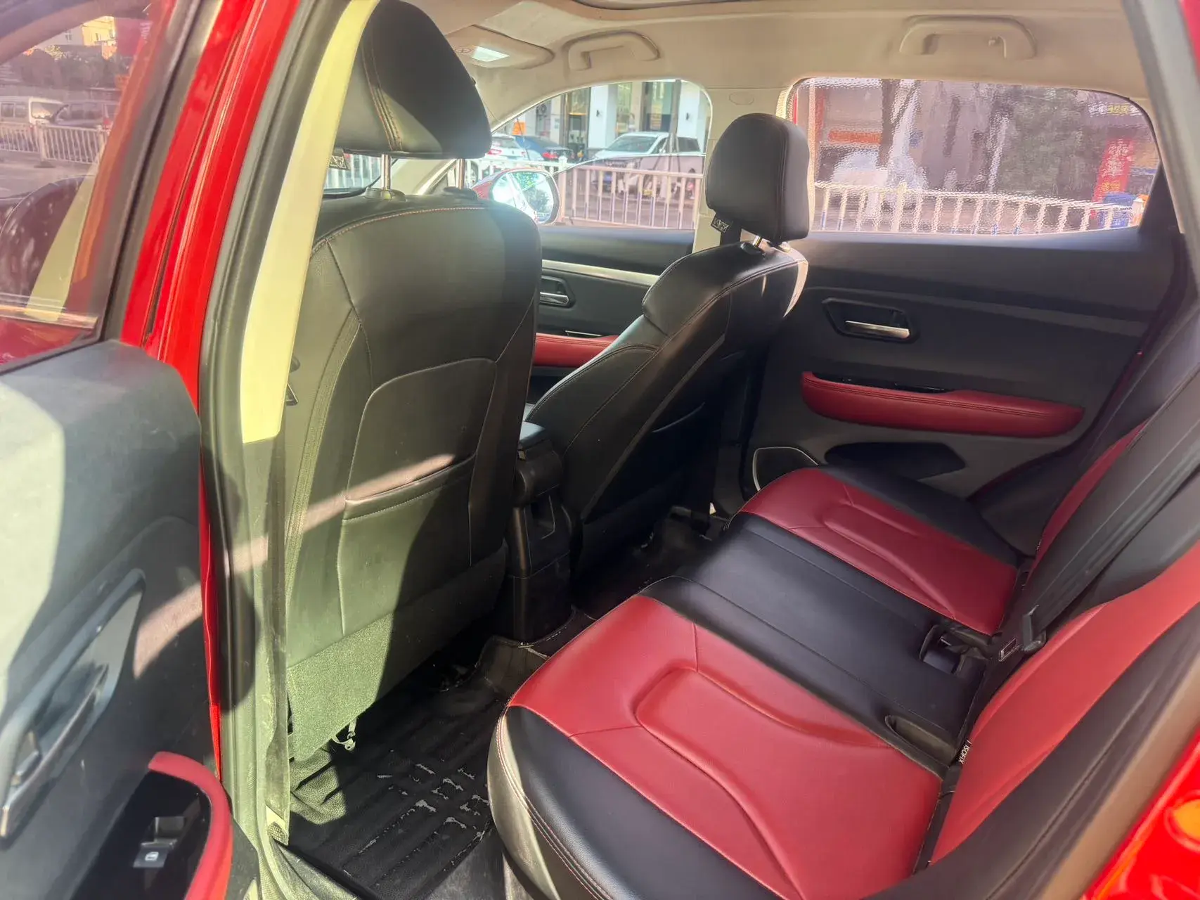 2017 HAVAL H2S thumbnail 3