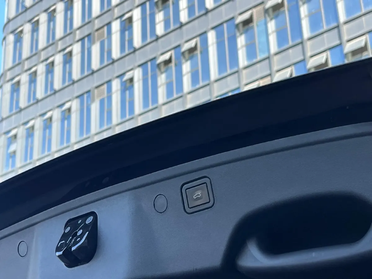 2017 Zotye T700 2.0T 190HP L4 8AT,autocango,china used car exporter,china ev exporter,chinese used car exporter,chinese used ev exporter