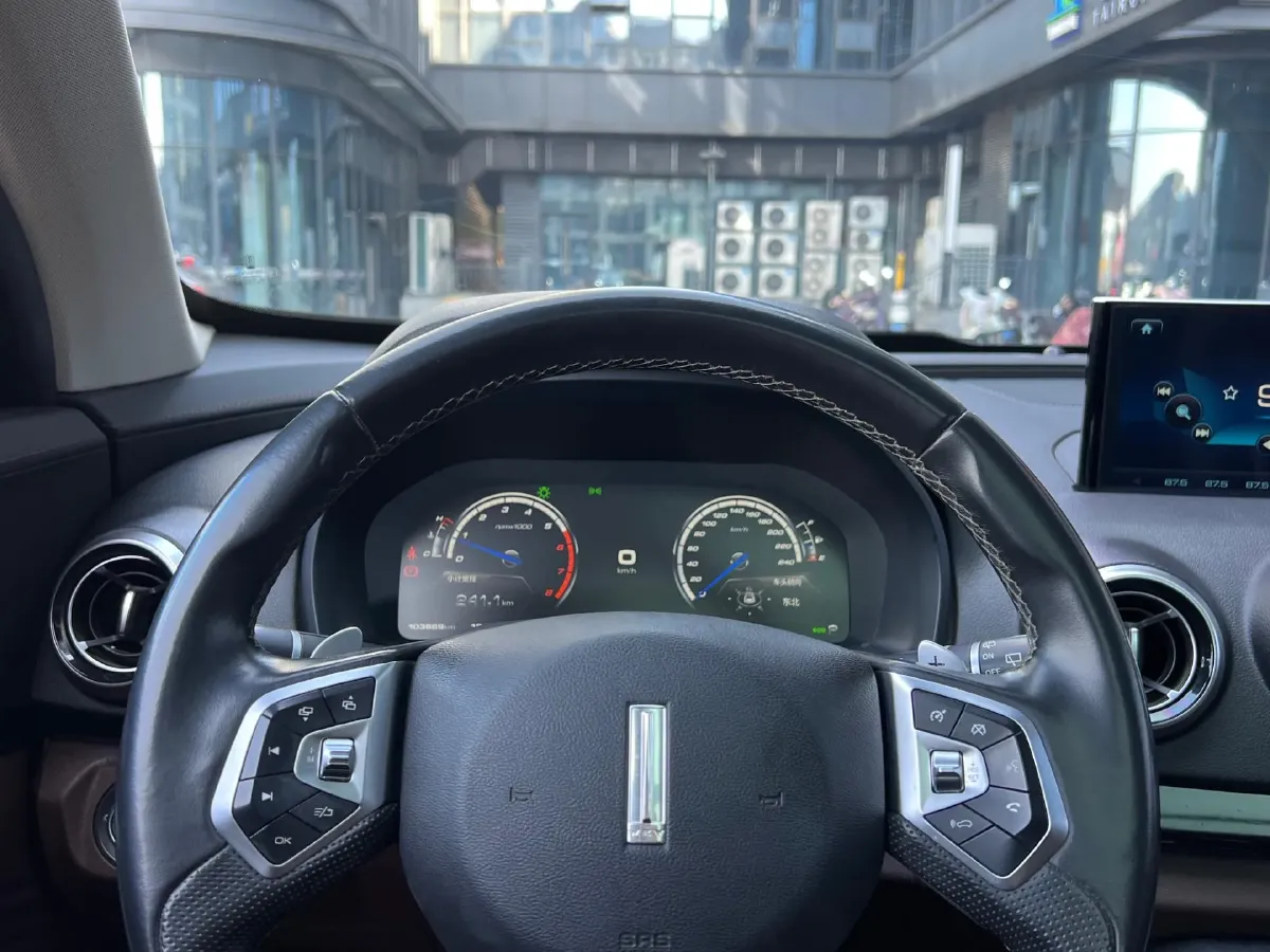 2017 Zotye T700 2.0T 190HP L4 8AT,autocango,china used car exporter,china ev exporter,chinese used car exporter,chinese used ev exporter