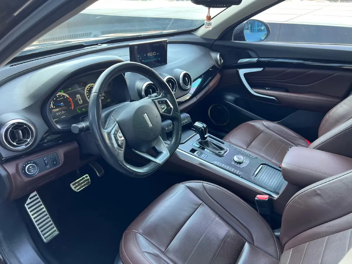 2017 Zotye T700 2.0T 190HP L4 8AT,autocango,china used car exporter,china ev exporter,chinese used car exporter,chinese used ev exporter