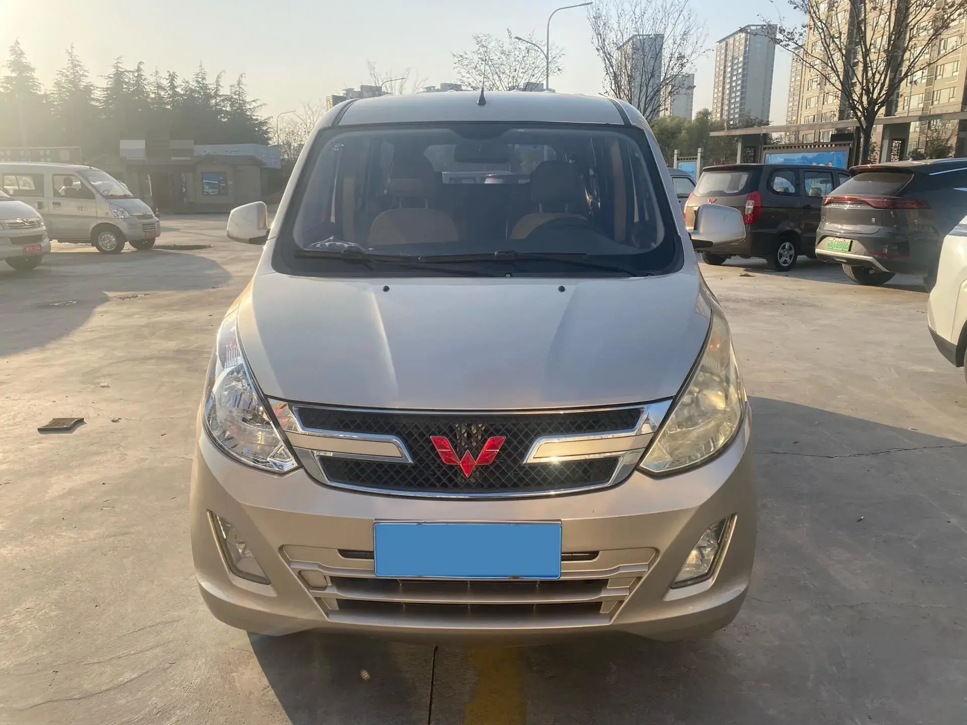 2018 WULING RONGGUANG thumbnail 2