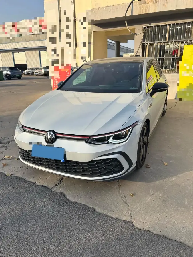 2025 Volkswagen GolfGTI 2.0T 220HP L4 7DCT