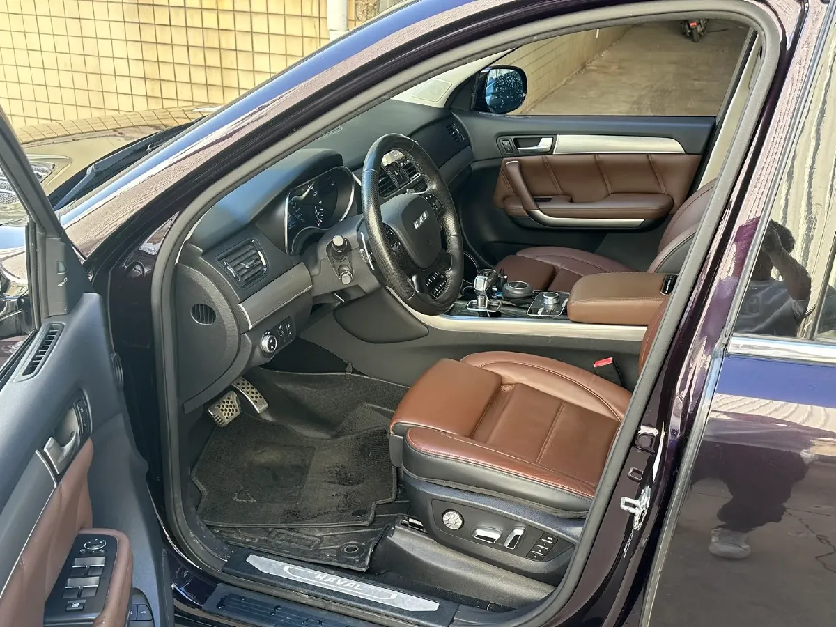 2017 Haval H8 2.0T 190HP L4 8AT,autocango,china used car exporter,china ev exporter,chinese used car exporter,chinese used ev exporter