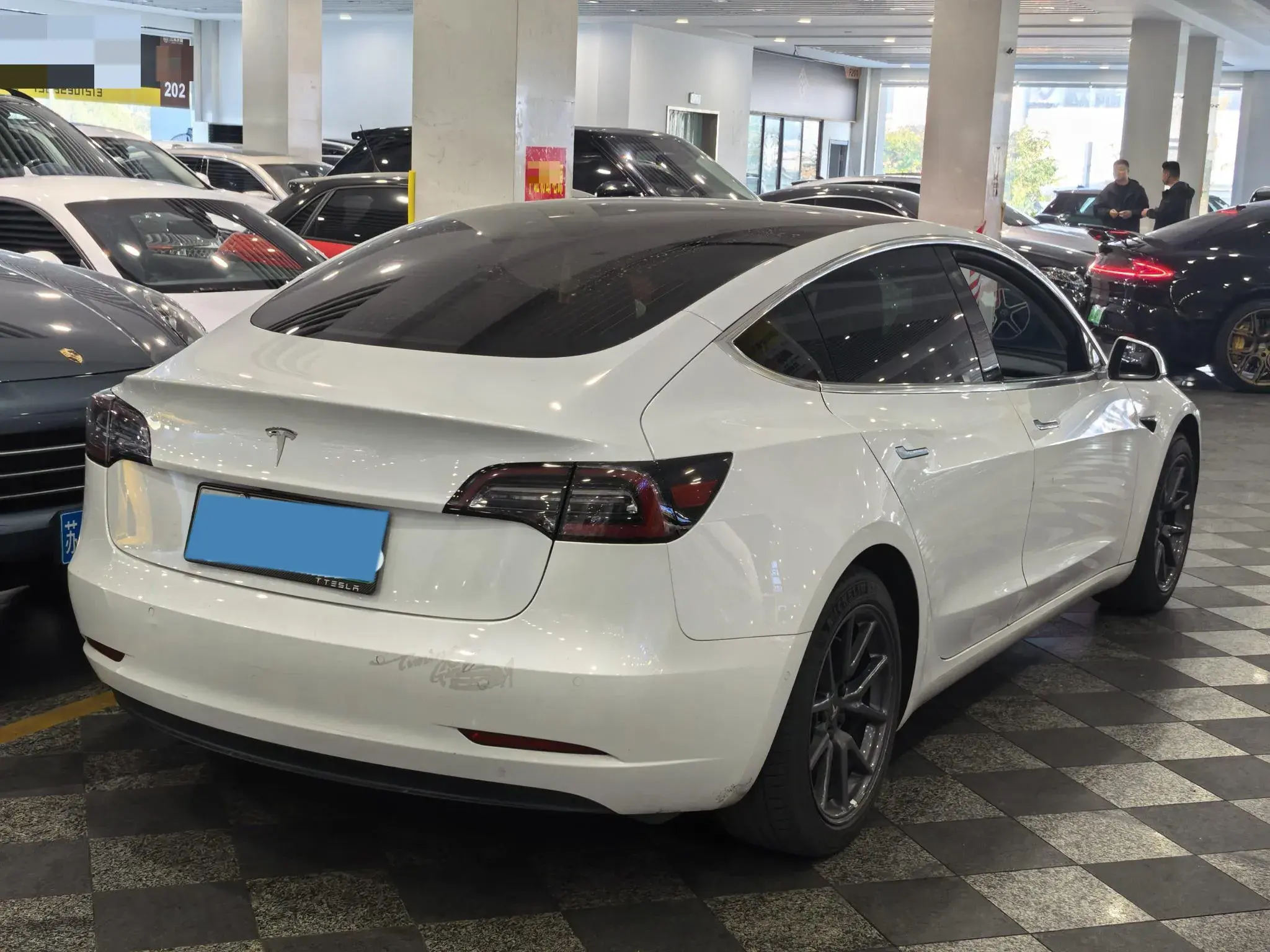 2020 TESLA MODEL thumbnail 4