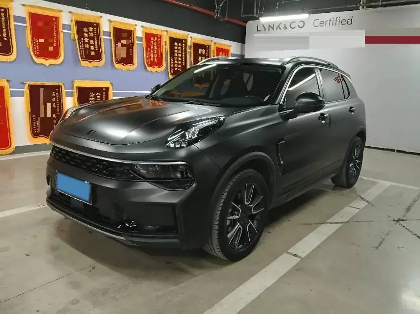 2021 LYNK&CO 01 view 1
