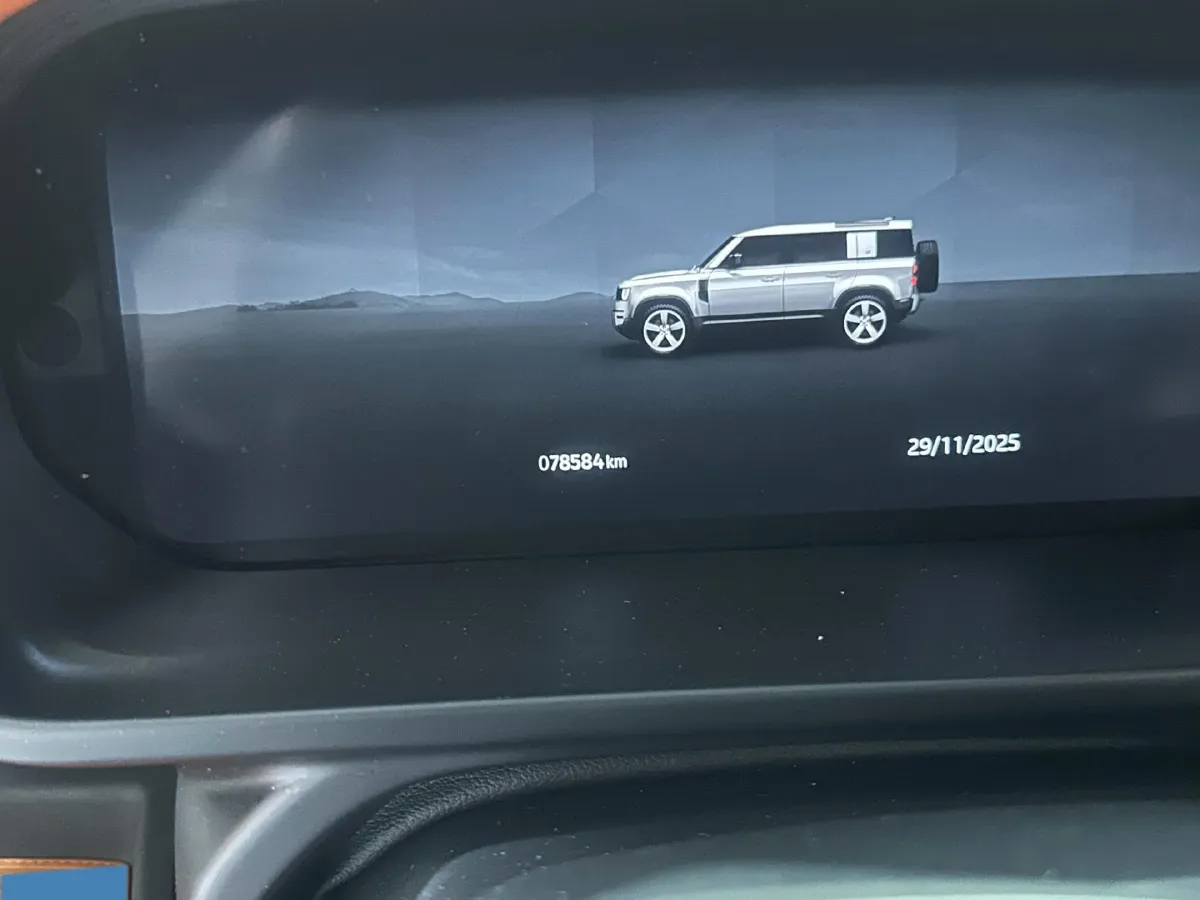 2023 Land Rover Defender 3.0T 400HP L6 8AT,autocango,china used car exporter,china ev exporter,chinese used car exporter,chinese used ev exporter