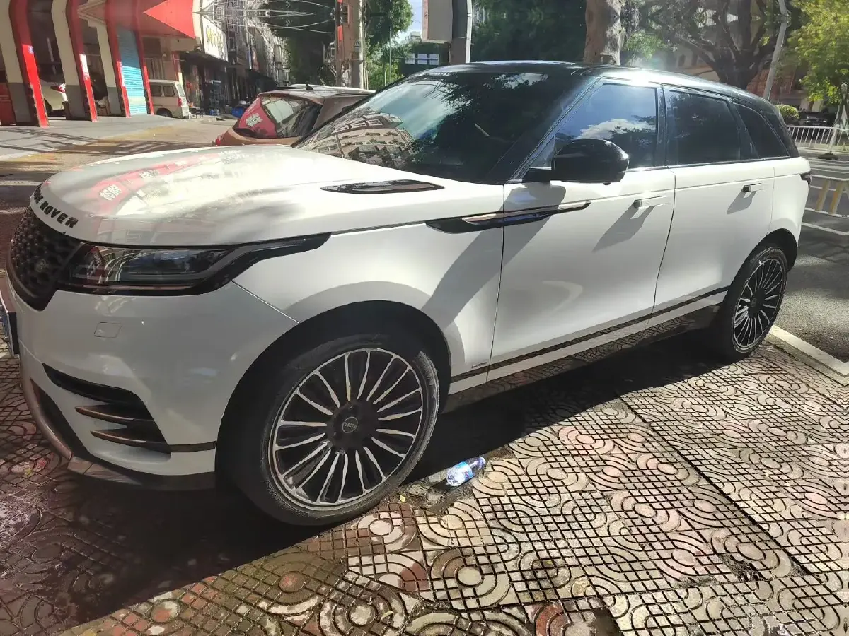 2019 Land Rover Range Rover Velar 2.0T 250HP L4 8AT