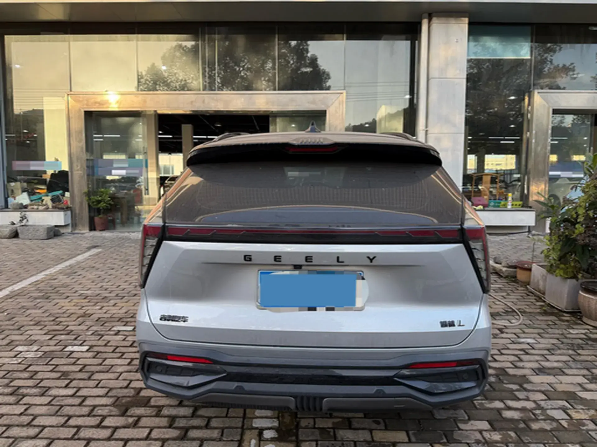 2023 GEELY STARRAY thumbnail 4