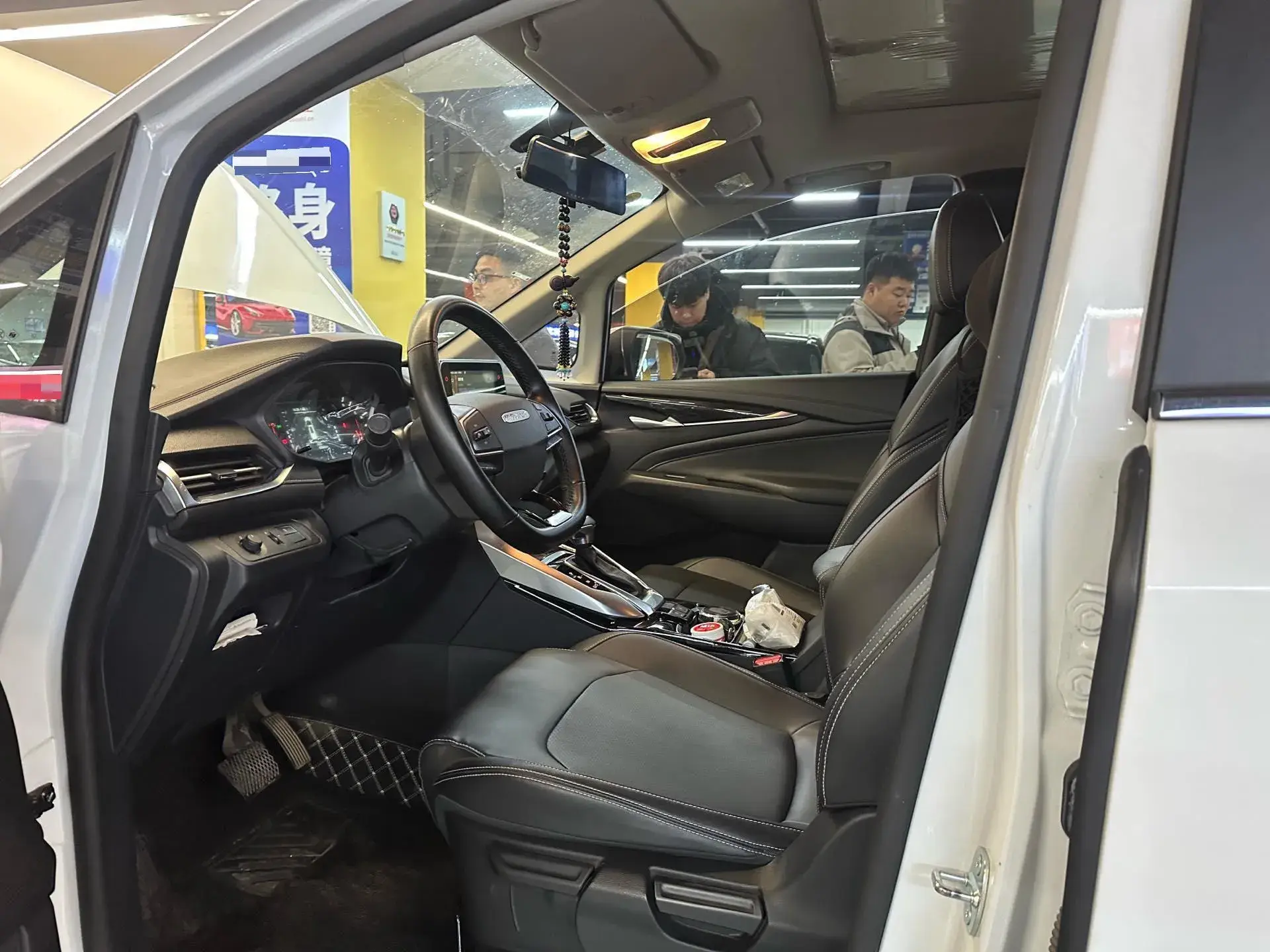 2021 MAXUS G50 thumbnail 4