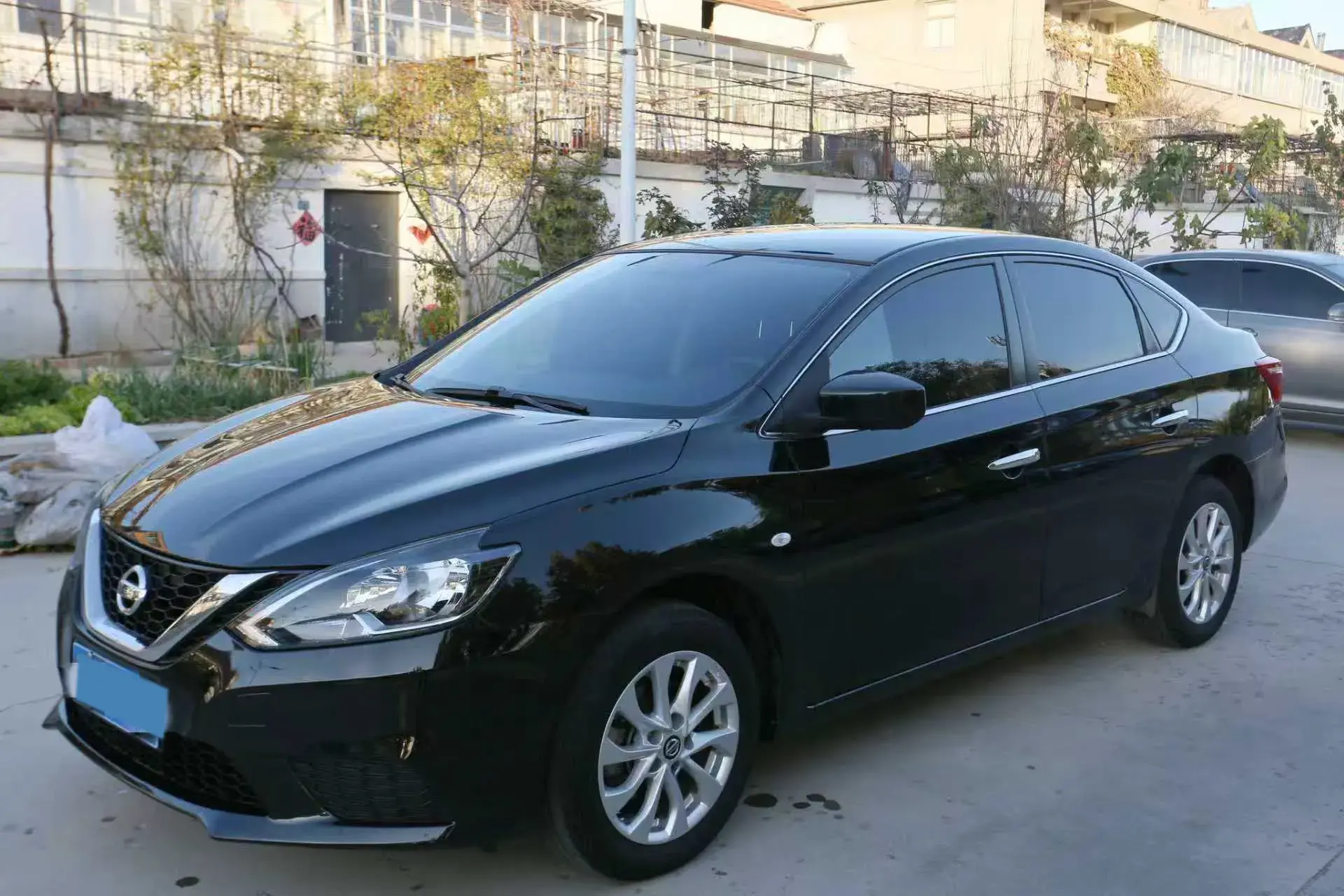 2022 NISSAN SYLPHY view 1