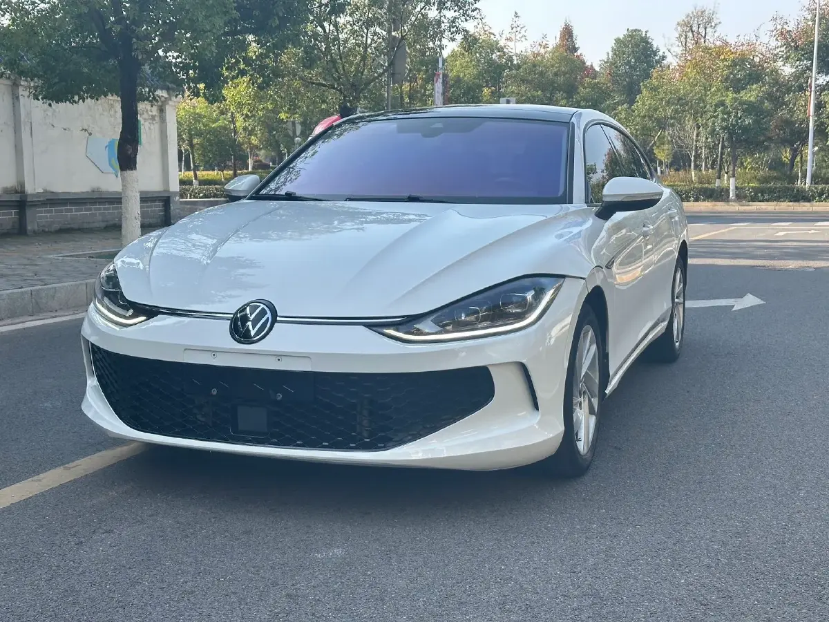 2022 Volkswagen Lamando 1.4T 150HP L4 7DCT