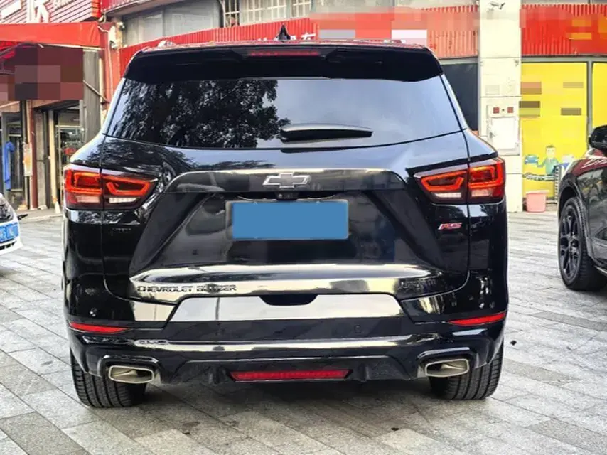 2023 CHEVROLET BLAZER thumbnail 3