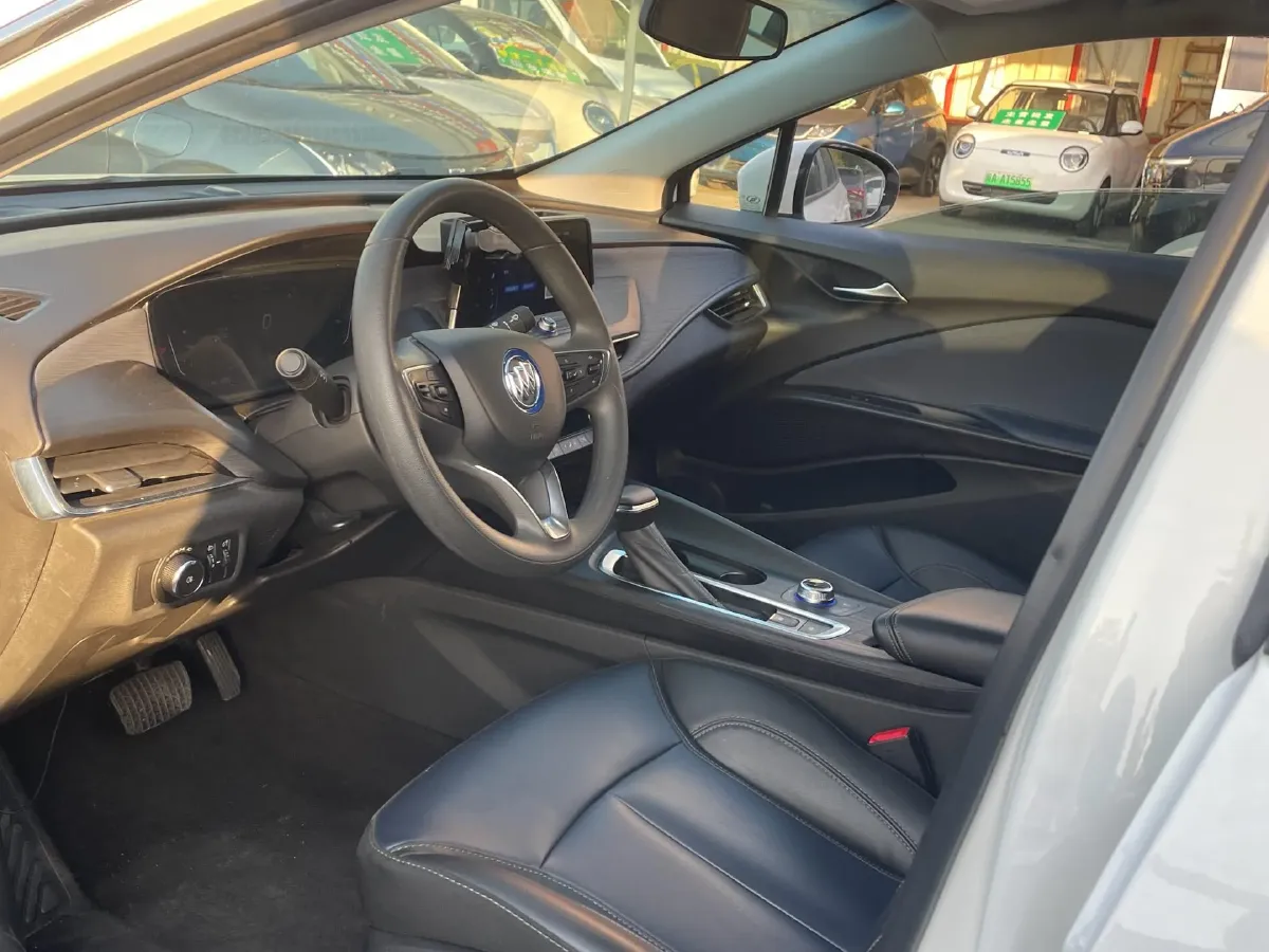 2022 Buick Velite 6 BEV 61.1KWH,autocango,china used car exporter,china ev exporter,chinese used car exporter,chinese used ev exporter