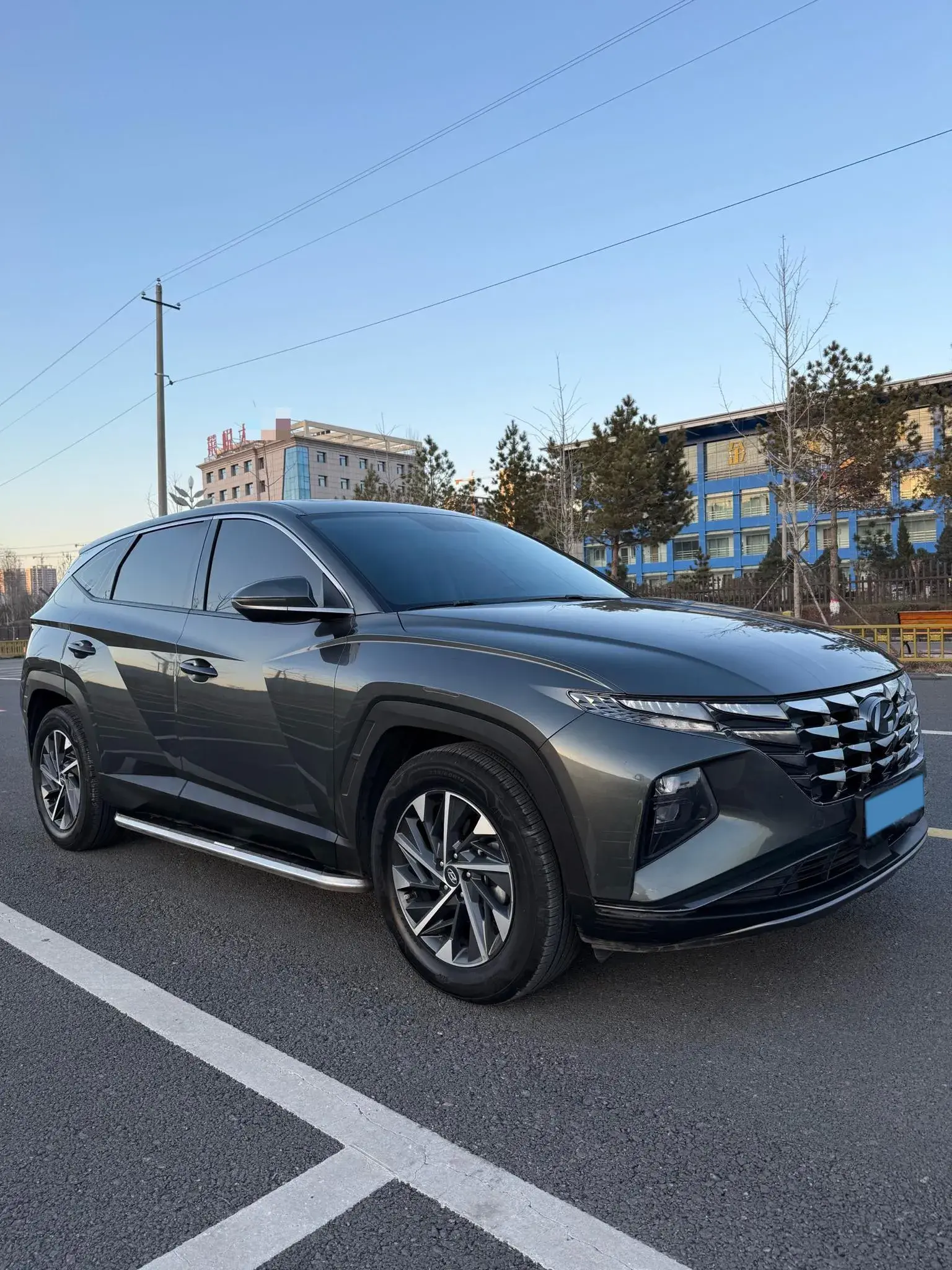 2021 HYUNDAI TUCSON thumbnail 3