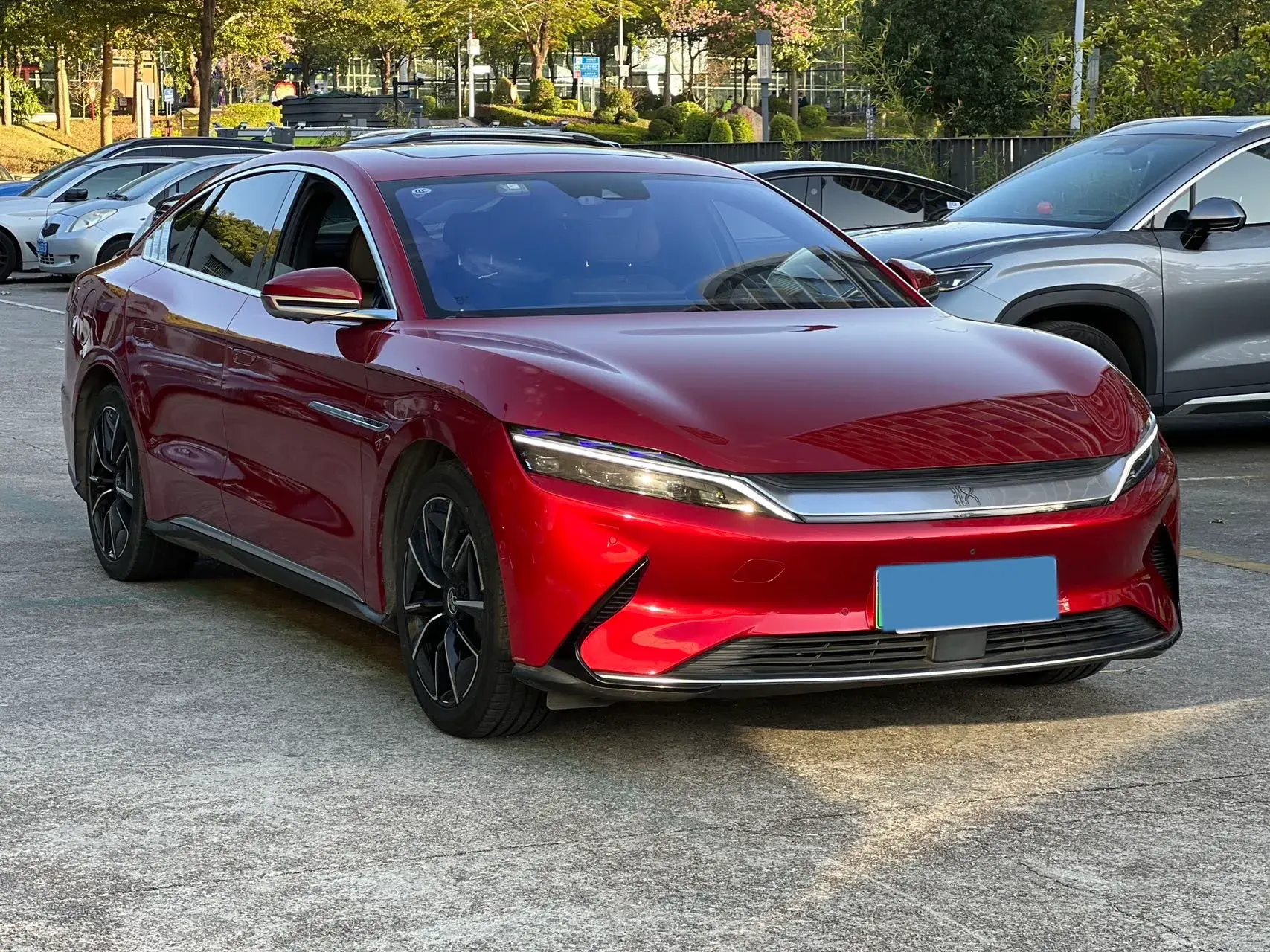 2020 BYD HAN thumbnail 3