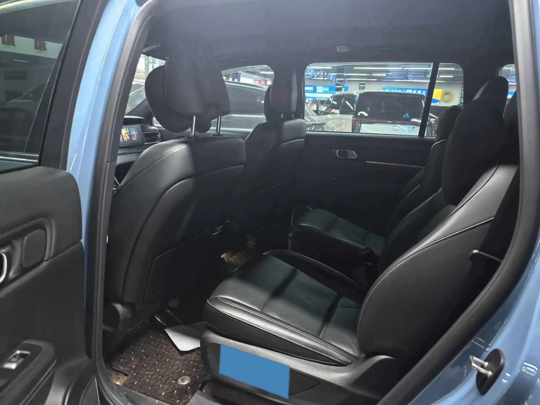 2021 LI ONE thumbnail 4